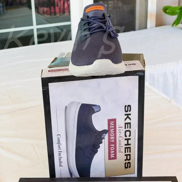 2 pairs Skechers bundle shoes BLACK+nAVY men shoes - Picture 5 of 16